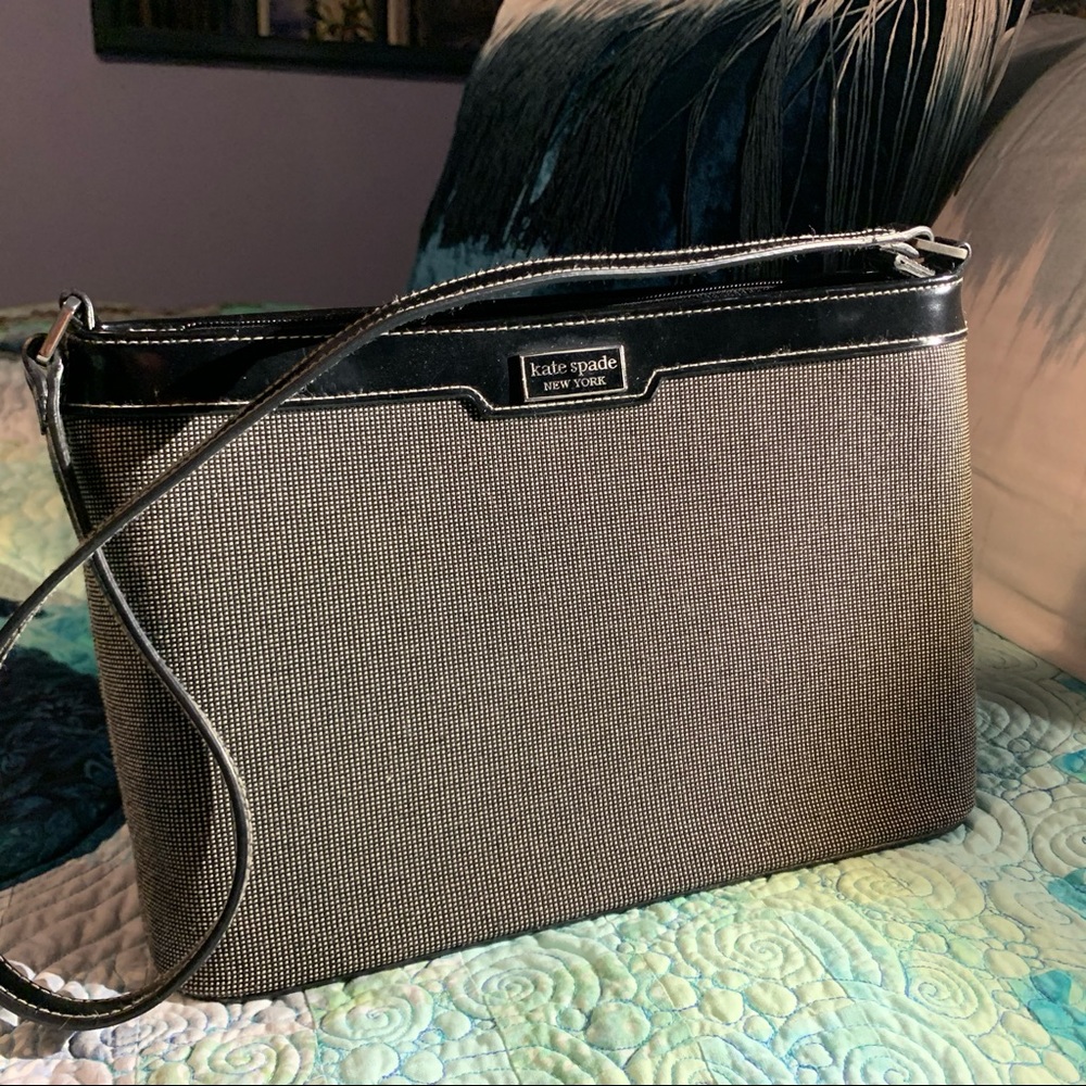 Kate Spade black patterned med shoulder bag